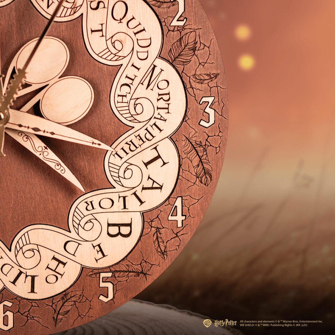 WEASLEY FAMILY™ ROUND 3D WOOD CLOCK - ZeWood