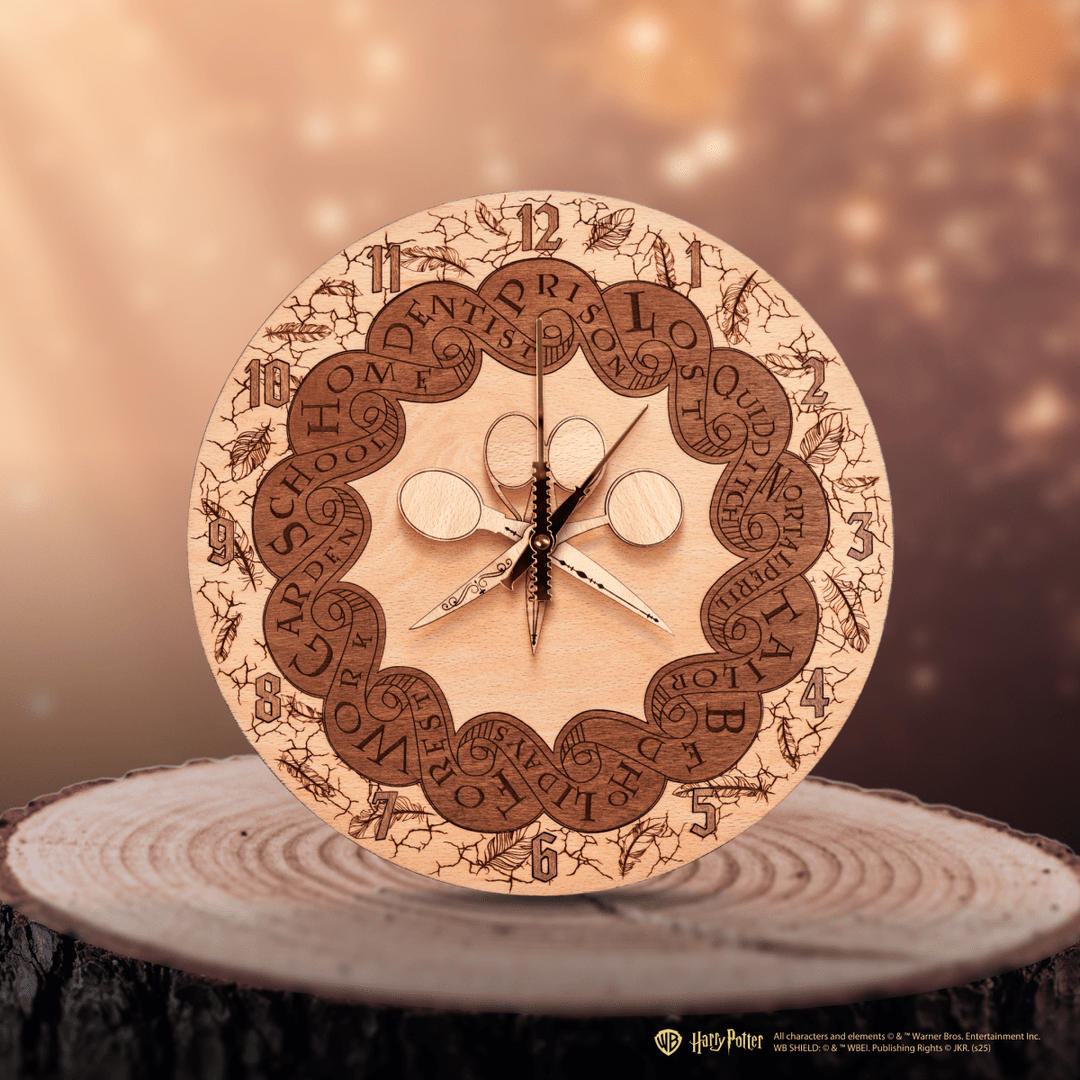 WEASLEY FAMILY™ ROUND 3D WOOD CLOCK - ZeWood