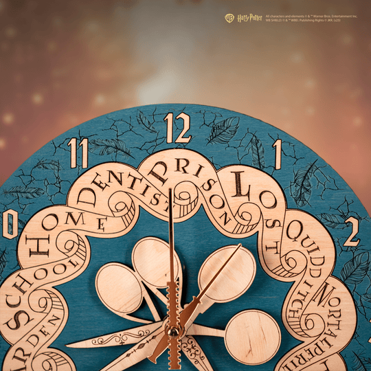 WEASLEY FAMILY™ ROUND 3D WOOD CLOCK - ZeWood