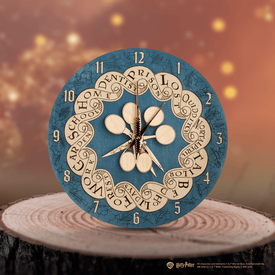WEASLEY FAMILY™ ROUND 3D WOOD CLOCK - ZeWood