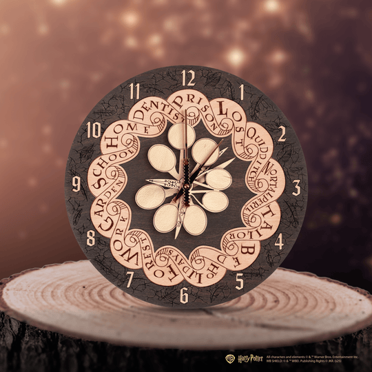 WEASLEY FAMILY™ ROUND 3D WOOD CLOCK - ZeWood